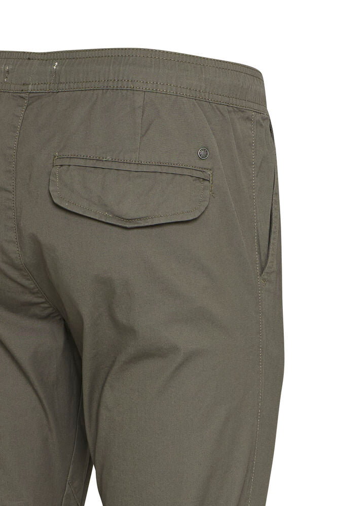 Solid Slim-Truc Cuff