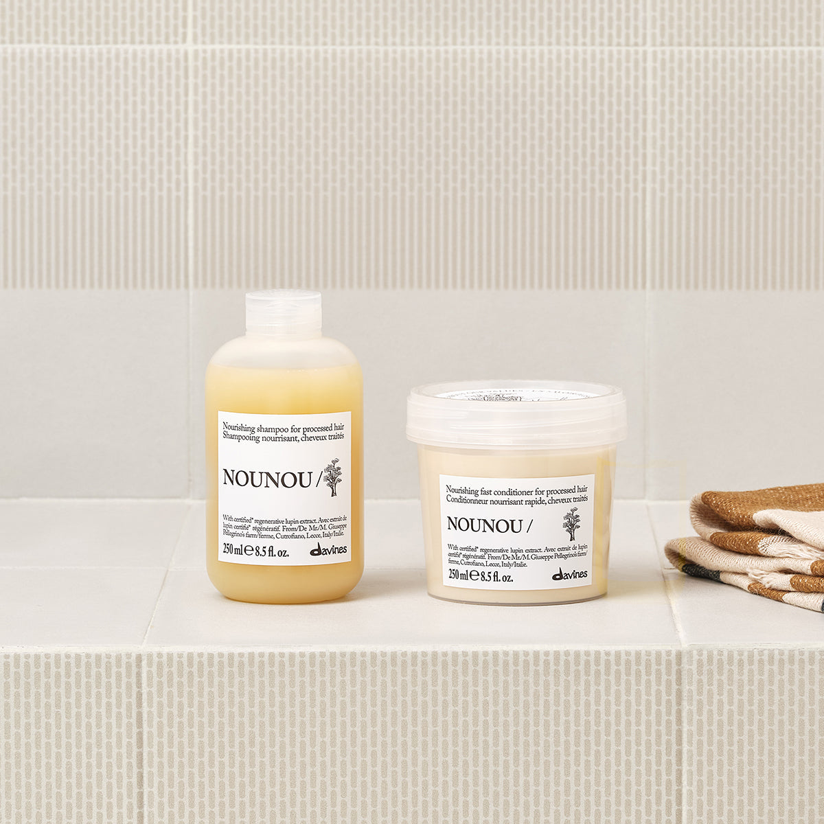 Davines Nounou Conditioner 250 ml fra Essential Haircare, stemningsbilde