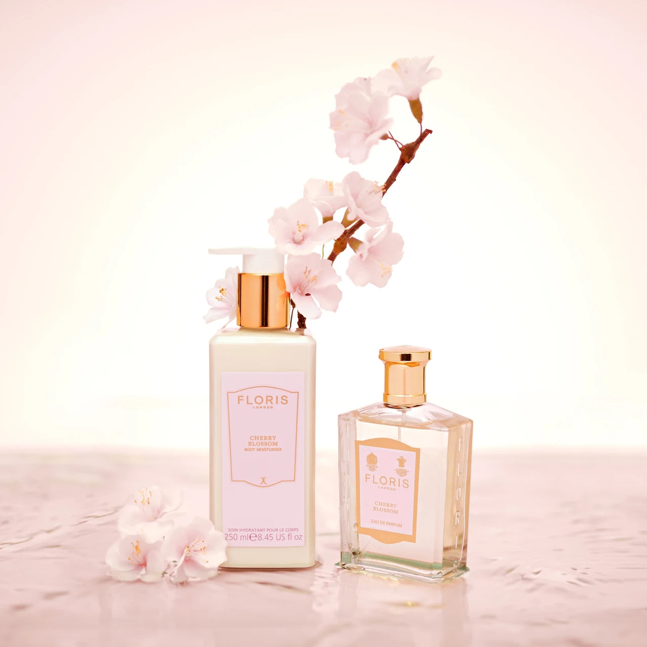 Floris London Floris Cherry Blossom, Body Moisturiser, 250 ml. - Body Lotion - JK-Shop
