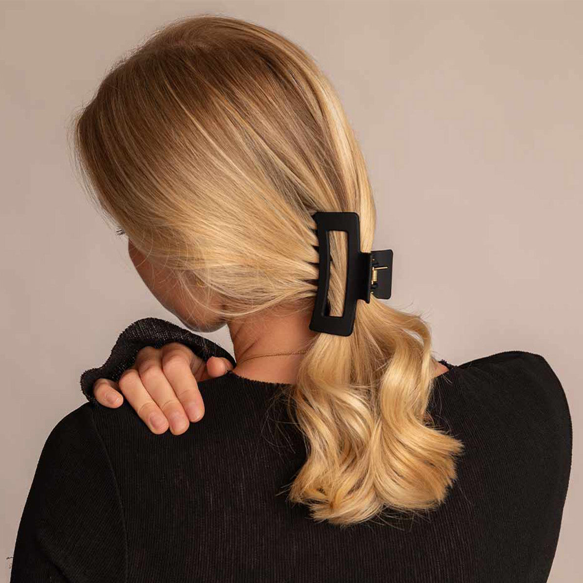 Léonie Items Hair Clip Medium - Øvrig hårtilbehør - JK-Shop