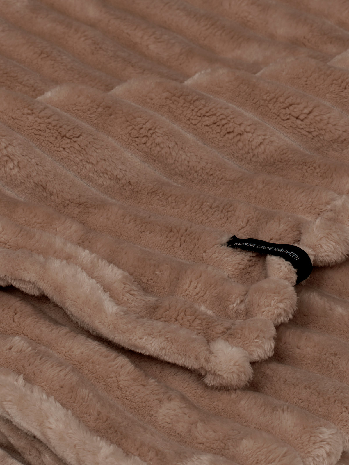 Kosta Linnewäfveri Cozy poncho pledd - Pledd - JK-Shop