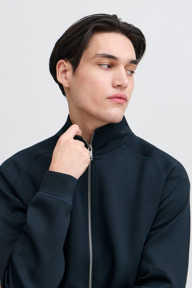 CFSIGURD ZIPTHROUGH SWEA, Dark Navy - Jakker - JK-Shop
