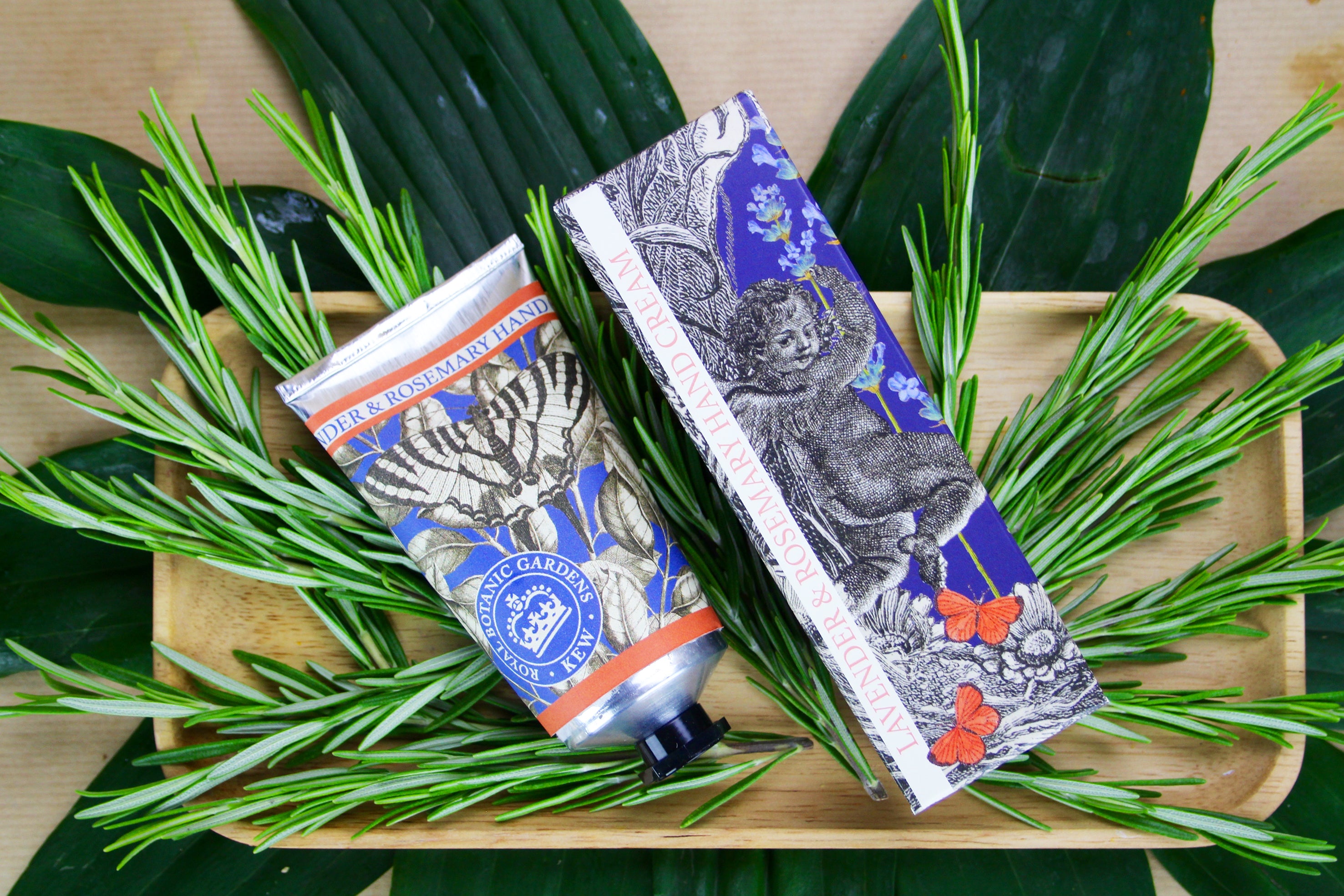 English SC Kew Garden Luxury Cream -  - JK-Shop