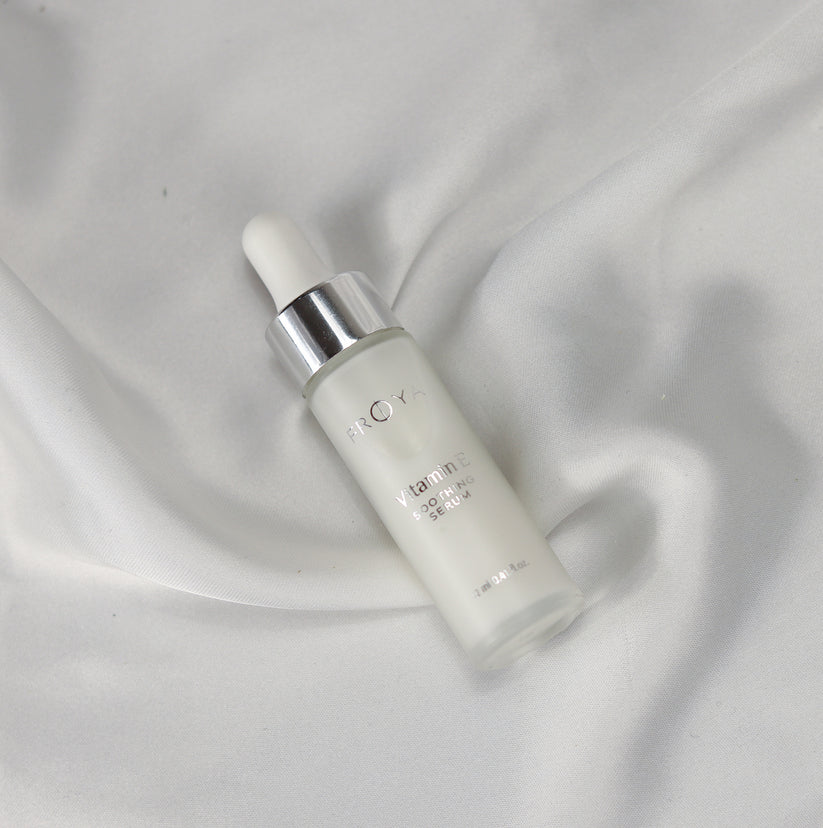 FRØYA VITAMIN E SOOTHING SERUM - Ansiktsserum - JK-Shop