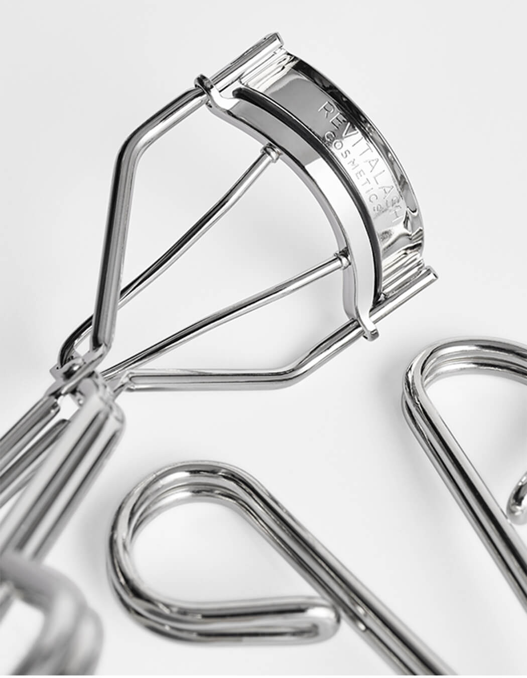 RevitaLash Signature Eyelash Curler - Vippebøyer - JK-Shop