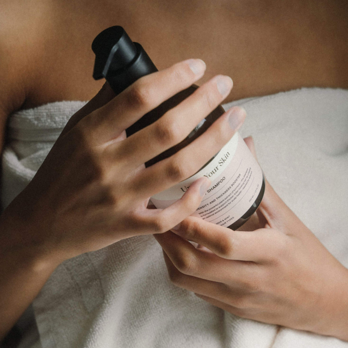 Under Your Skin Density Shampoo 300 ml - Sjampo - JK-Shop